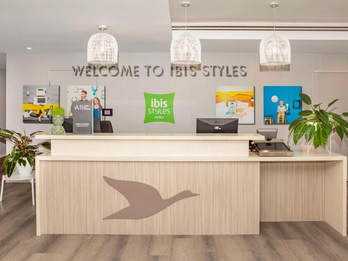 Hotel Ibis Styles The Entrance Exterior foto